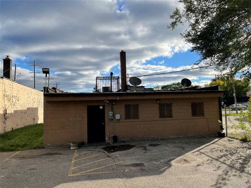 20110 W Mcnichols Rd, Detroit, MI, 48219-3374 | Card Image