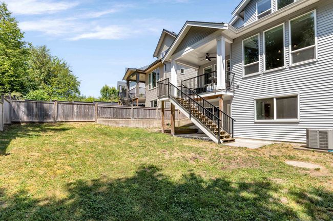 22823 Nelson Court, House other with 4 bedrooms, 3 bathrooms and 5 parking in Maple Ridge BC | Image 38