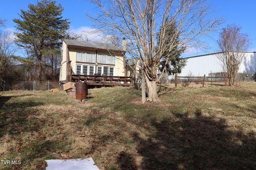 154 Old Stone Dr, Clintwood, VA, 24228-6827 | Card Image