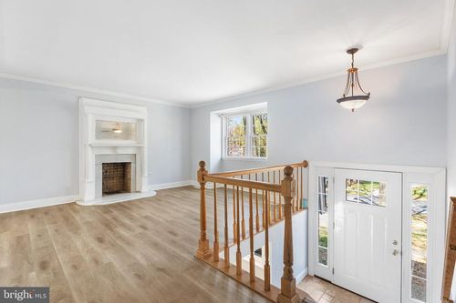 1075 Sun Valley Dr, ANNAPOLIS, MD, 21409-4929 | Card Image