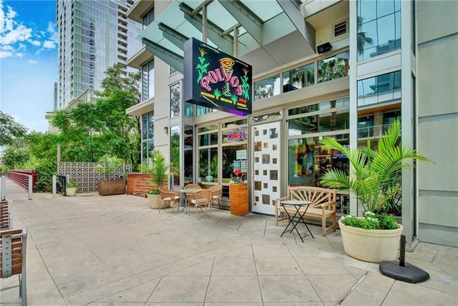 Restaurants right outside your door! | Image 15