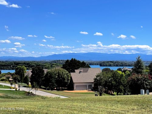 151 Gold Finch Ln, Vonore, TN, 37885-2000 | Card Image