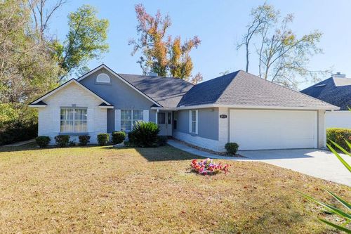 2033 Oakdale Dr, Valdosta, GA, 31602-2242 | Card Image