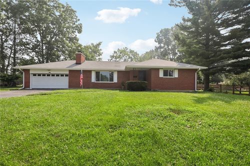 2078 S Belleview Dr, Bellbrook, OH, 45305-1620 | Card Image