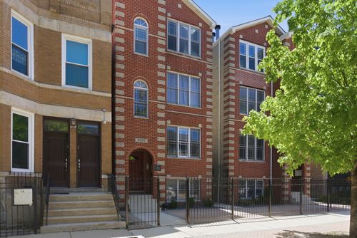 2-2033 W Huron St, Chicago, IL, 60612-1430 | Card Image