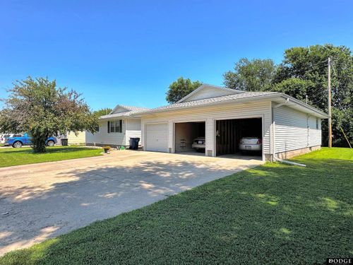 2616 Palmer Dr, Fremont, NE, 68025-2167 | Card Image