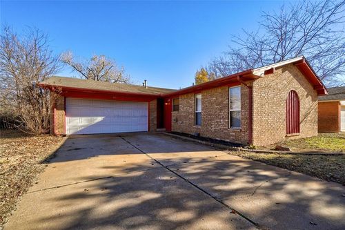 109 Bainbridge Rd, Oklahoma City, OK, 73114-7609 | Card Image