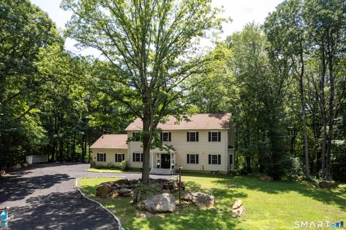 169 N Park Ave, Easton, CT, 06612-1425 | Card Image