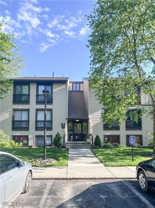 105-6310 Greenwood Pkwy, Northfield, OH, 44067-2321 | Card Image