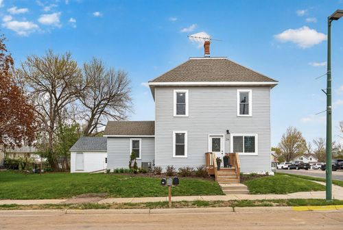 24 Main St E, Norwood Young America, MN, 55397-9274 | Card Image