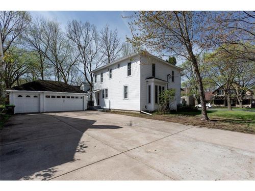 1104 7th Street, Menomonie, WI, 54751 | Card Image