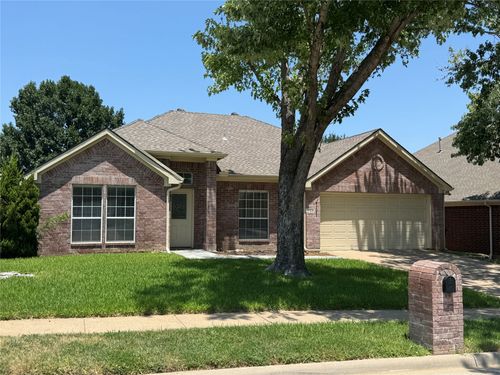 1703 Nightingale Ln, Corinth, TX, 76210-3105 | Card Image