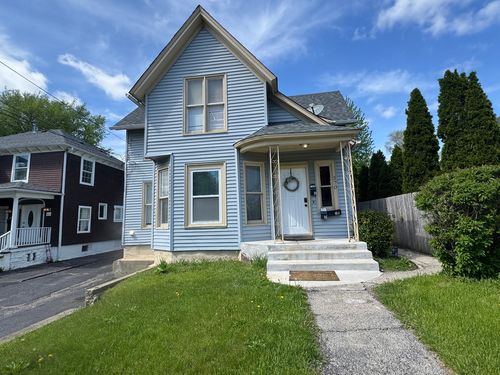 1-370 Bent St, Elgin, IL, 60120-7861 | Card Image