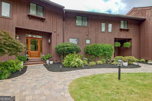 4 & 5 Northlake Cir, Peachtree City, GA, 30269-1412 | Card Image