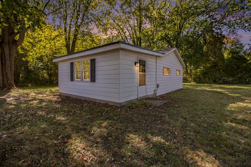 890 S Senator Rd, Crystal, MI, 48818-9743 | Card Image