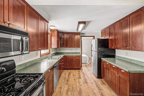 6252 State Rd, Bancroft, MI, 48414-9733 | Card Image