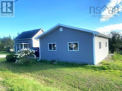 2132 Sandy Point Rd, House other with 3 bedrooms, 2 bathrooms and null parking in Lower Sandy Point NS | Image 2