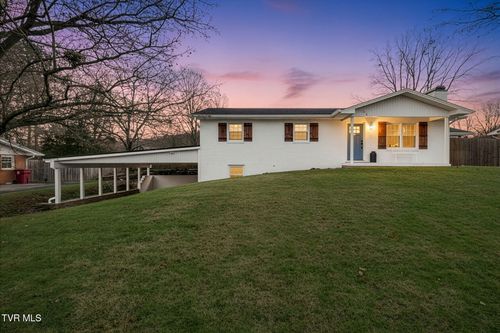 702 Crowell Ln, Johnson City, TN, 37601-1824 | Card Image