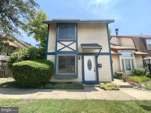 1 Dover Ct, CLEMENTON, NJ, 08021-4233 | Card Image