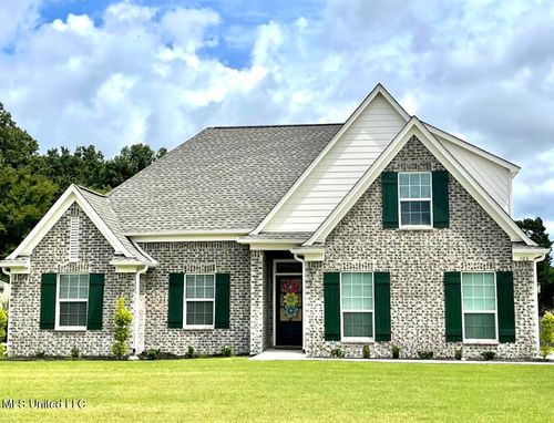 119 Taylor Ridge Dr, Senatobia, MS, 38668-7431 | Card Image