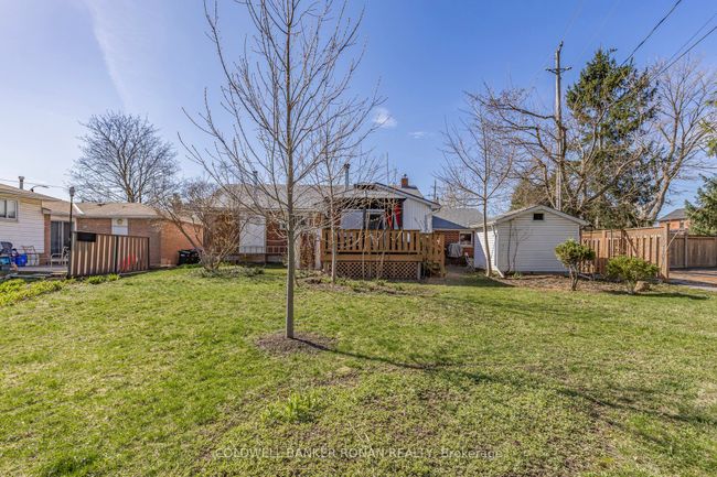 2 Lionel Stone Ave E, House other with 3 bedrooms, 2 bathrooms and 3 parking in Tottenham ON | Image 26