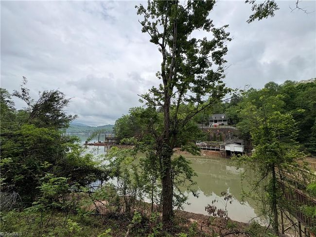 121 Anglers Way, House other with 3 bedrooms, 3 bathrooms and null parking in Lake Lure NC | Image 26