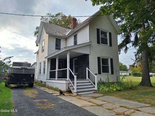 64 Mcdonald St, Glens Falls, NY, 12801-3240 | Card Image