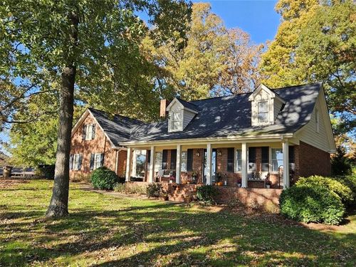 1234 Sunset Dr Se, Winder, GA, 30680-4249 | Card Image
