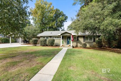 401 Camellia Court, House other with 3 bedrooms, 2 bathrooms and null parking in Fairhope AL | Image 1