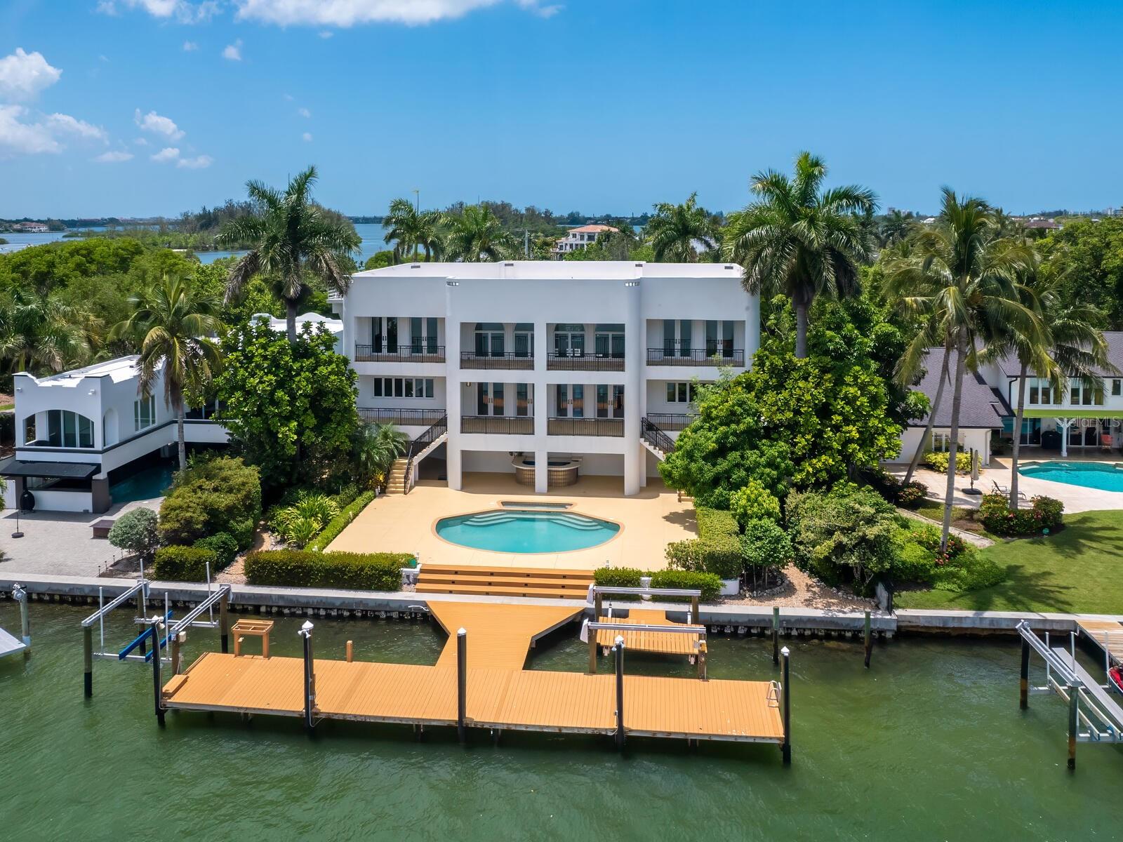 Norsota Way, Sarasota, FL 34242