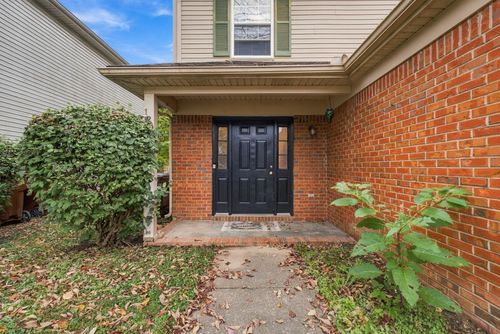 120 Crosskey Rd, Versailles, KY, 40383-2012 | Card Image