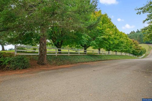 3154 Kwonesum Ct S, Salem, OR, 97306-9716 | Card Image