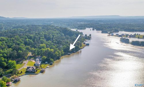 213 Lake Wood Dr, Gadsden, AL, 35901-5341 | Card Image