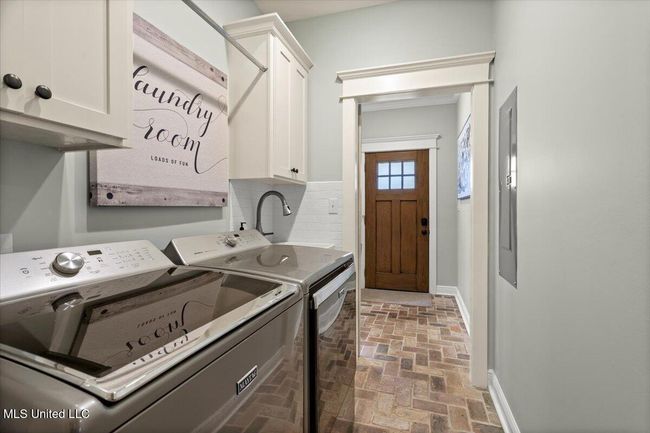 28-Laundry | Image 28