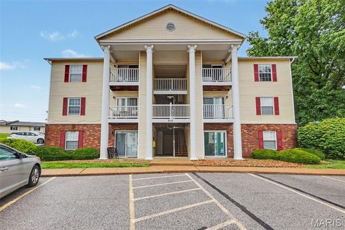 303-3114 Edwards Pl, Maryland Heights, MO, 63043-1875 | Card Image