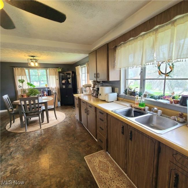 243 Hagan St, House other with 3 bedrooms, 2 bathrooms and null parking in Adena OH | Image 9