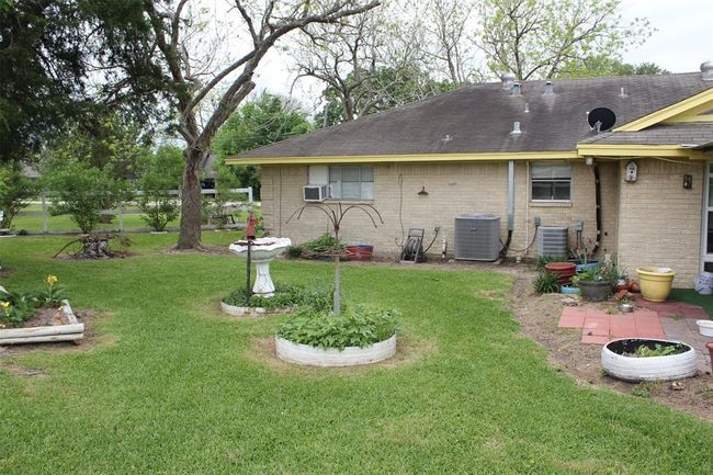206 Riverside St, House other with 3 bedrooms, 3 bathrooms and null parking in Highlands TX | Image 34