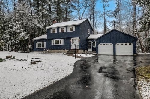 39 Berkley St, Merrimack, NH, 03054-3251 | Card Image