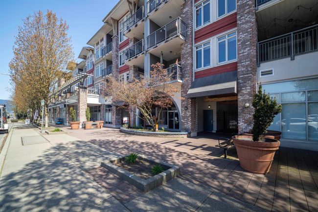 View of surrounding community | Image 26