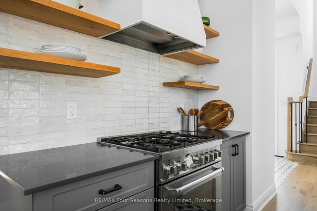 46 Francis St W, House other with 4 bedrooms, 3 bathrooms and 8 parking in Creemore ON | Image 7