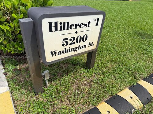 207-5200 Washington Street, Hollywood, FL, 33021 | Card Image