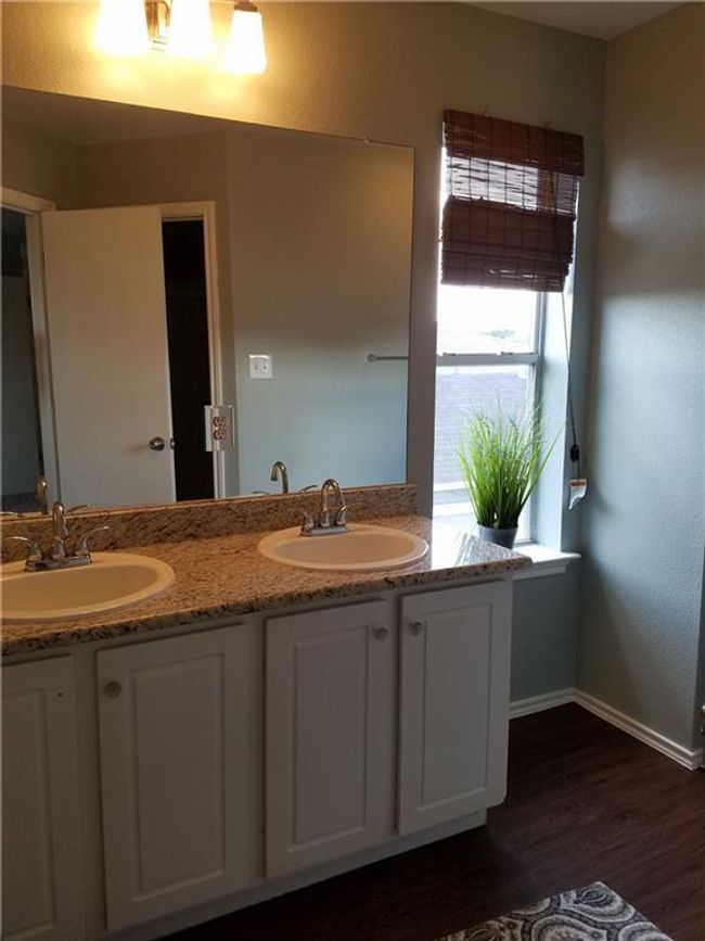 650 Goldenrod St, House other with 4 bedrooms, 3 bathrooms and 2 parking in Kyle TX | Image 8