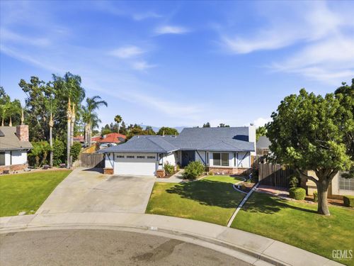 605 Nettle Place, Bakersfield, CA, 93308 | Card Image