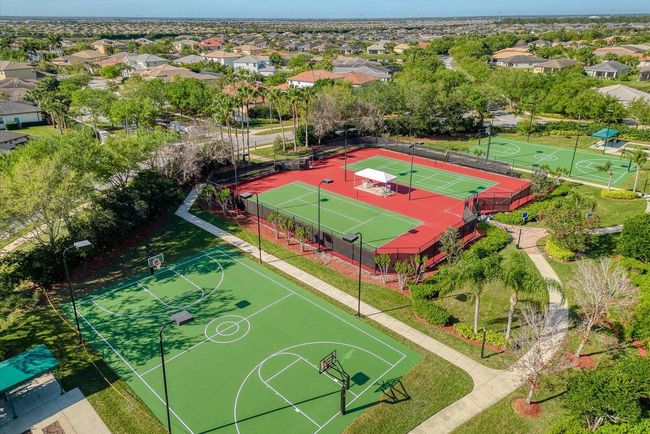 12802 Sw Lake Fern Cir, Condo with 2 bedrooms, 2 bathrooms and null parking in Port St. Lucie FL | Image 37