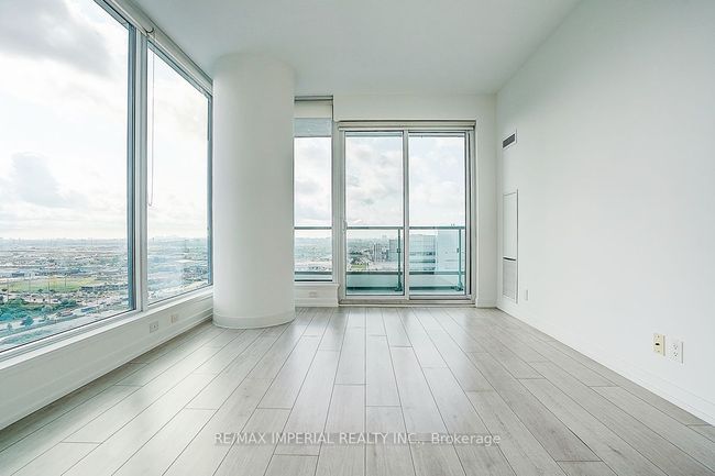 2603 - 5 Buttermill Ave, Condo with 2 bedrooms, 2 bathrooms and null parking in Vaughan ON | Image 22