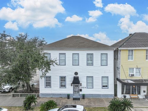1-1820 Market St, Galveston, TX, 77550-2518 | Card Image