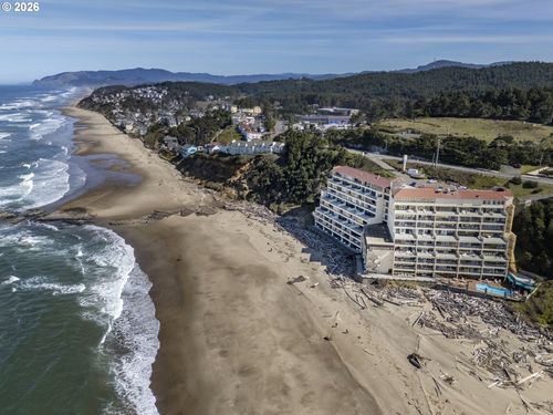 221-4009 Sw Highway 101, Lincoln City, OR, 97367-1547 | Card Image
