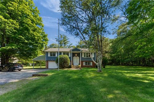 206 Rocky Hill Rd, Scituate, RI, 02857-1235 | Card Image