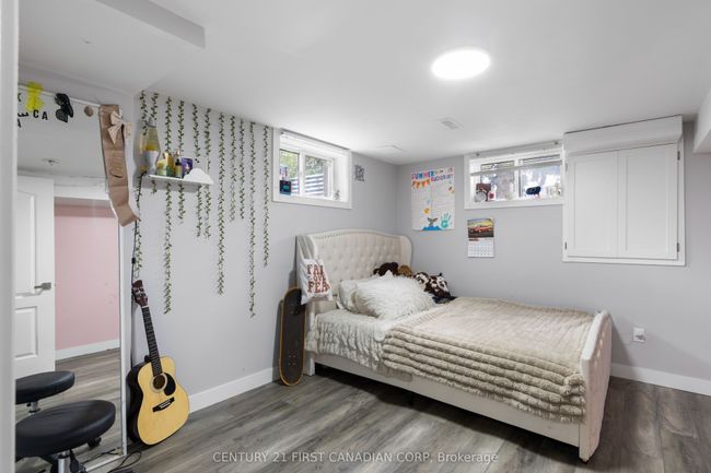 5270 Trafalgar St, House other with 5 bedrooms, 3 bathrooms and 6 parking in Dorchester ON | Image 20