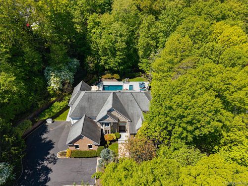 1550 Laurel Hollow Rd, Syosset, NY, 11791-9636 | Card Image
